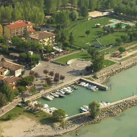 Campanello Hotel