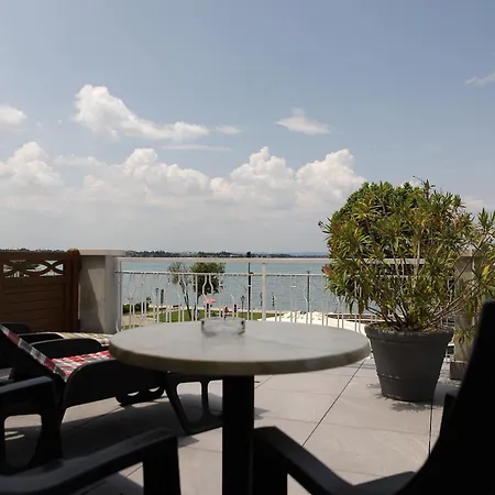 Hotel Campanello 3*